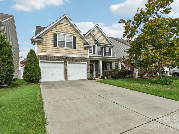 3351 Streamside Dr, Davidson, NC 28036