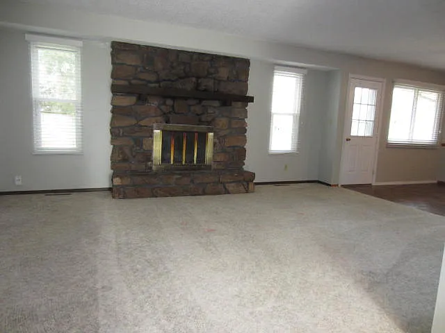 LIVINGROOM (2)_10292018