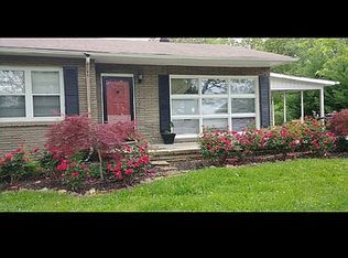 2005 McClain Dr, Knoxville, TN 37912