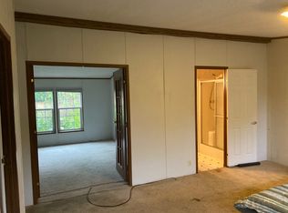 7130 S Lodge Rd, Bloomington, IN 47403