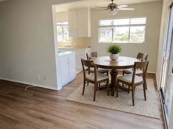 7832 W Manchester Ave, 7832 W Manchester Ave APT 6, Playa Del Rey, CA 90293