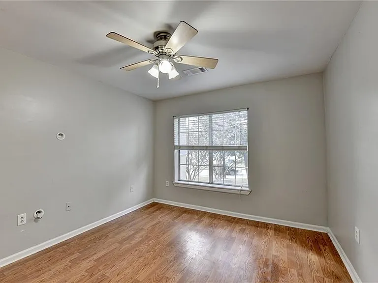 3655 Habersham Rd NE #311 — Photo 17