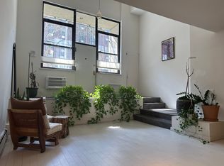 130 Barrow St APT 105, New York, NY