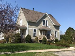 502 N Maple St, Momence, IL 60954