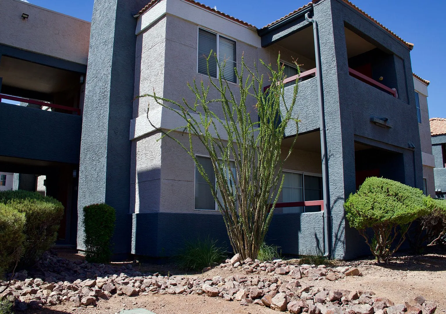 8600 W Charleston Blvd — Photo 1