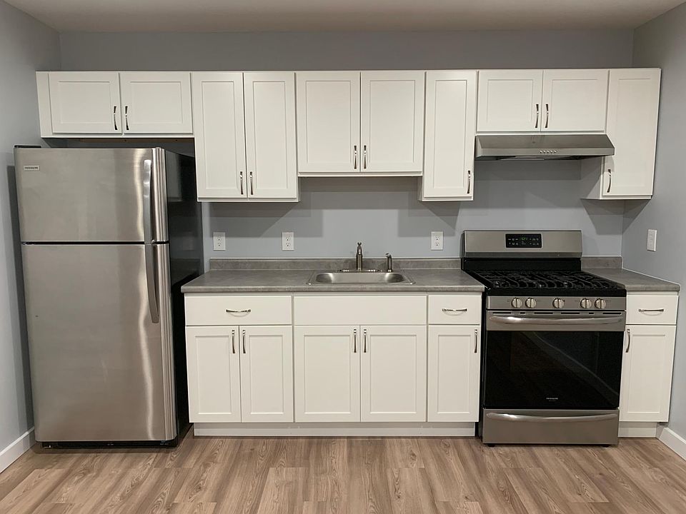 1st image of 13 Mill St #2