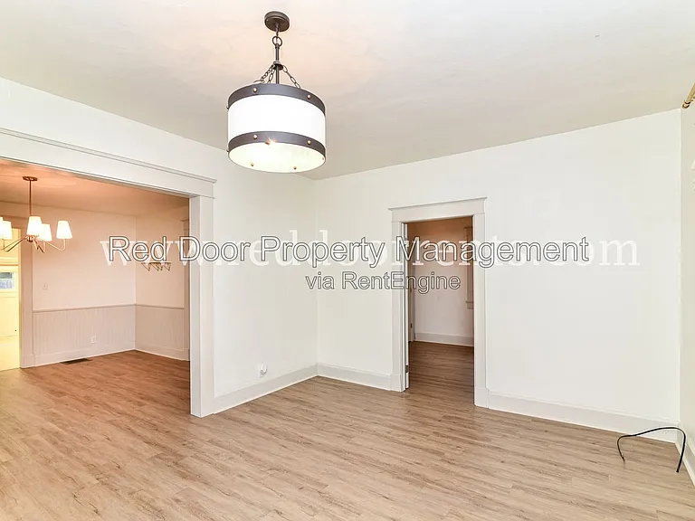 1028 N Kealing Ave — Photo 6