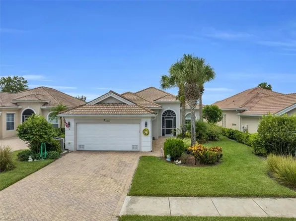2322 Heydon CIR W, NAPLES, FL 34120
