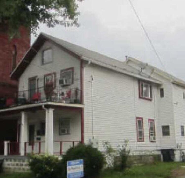 2nd image of 219 East St