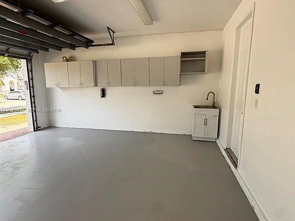 5th image of 9194 SW 36th St
