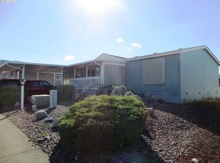401 W Riverridge Ave, Roseburg, OR 97471