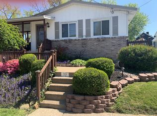 33 Fairfax Ave, Wheeling, WV 26003