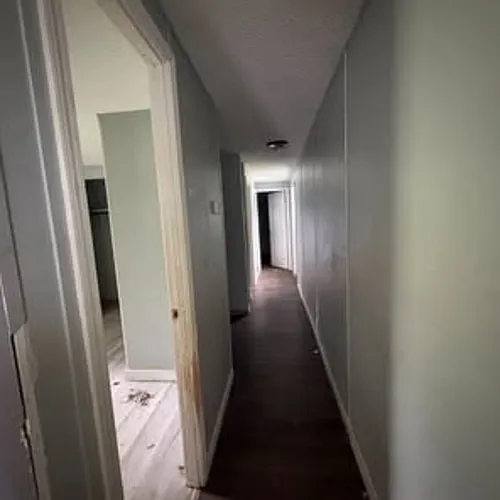 124 Hickory Ln — Photo 1