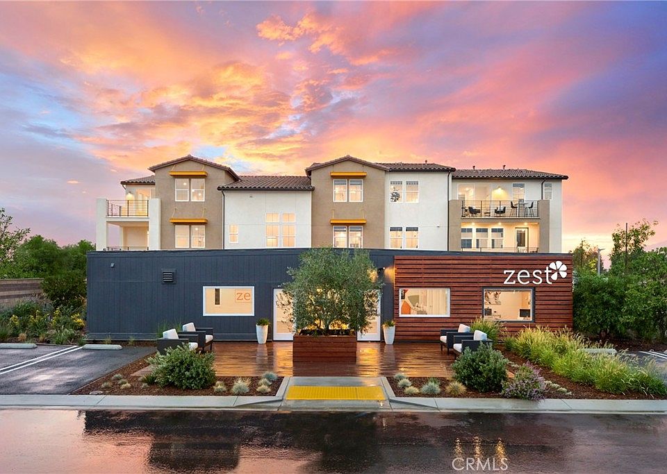 1st image of 653 Calamansi Dr