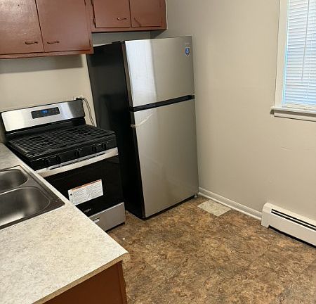 3rd image of 14608 Keystone Ave