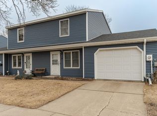 857 W Village Cir SE, Rochester, MN 55904