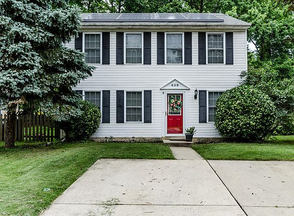 2nd image of 429 Winterberry Dr