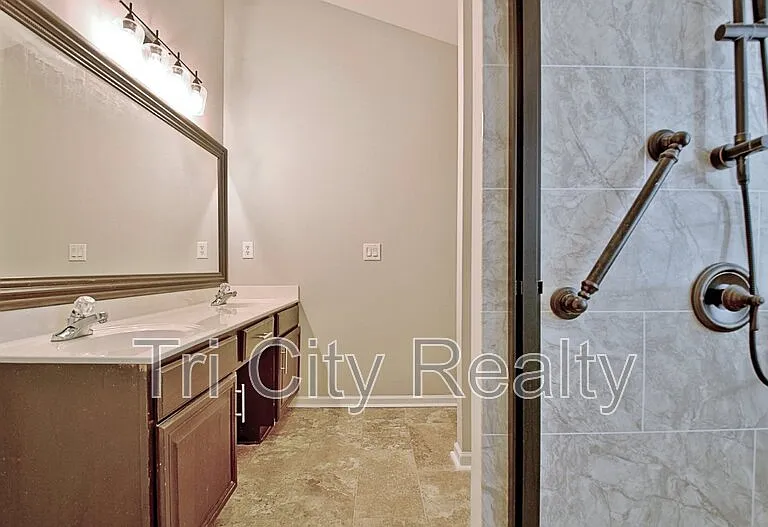 341 Hunterian Pl — Photo 38