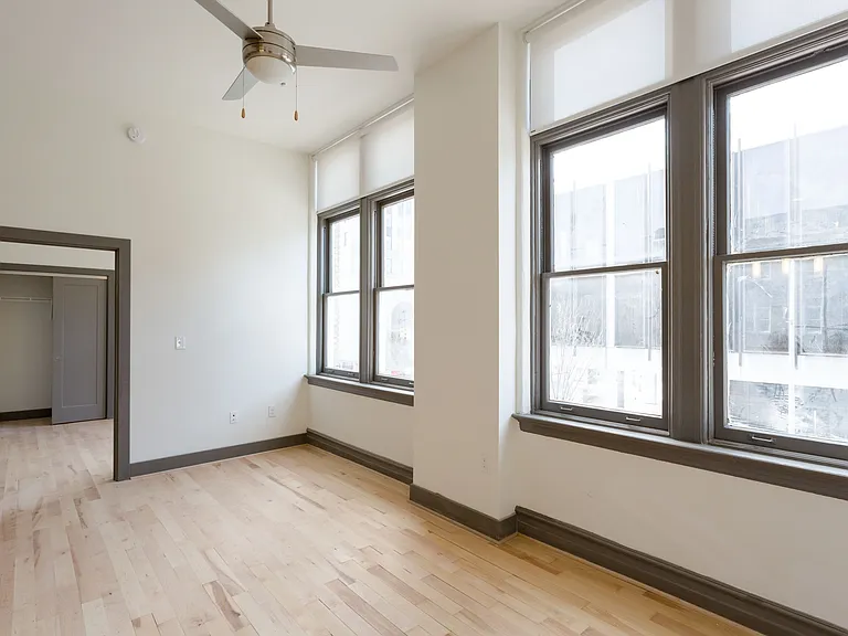 300 E Broad St #204 — Photo 4