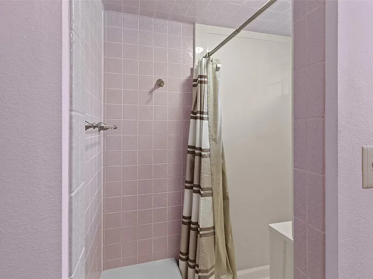 4848 Wickwillow Ln — Photo 28