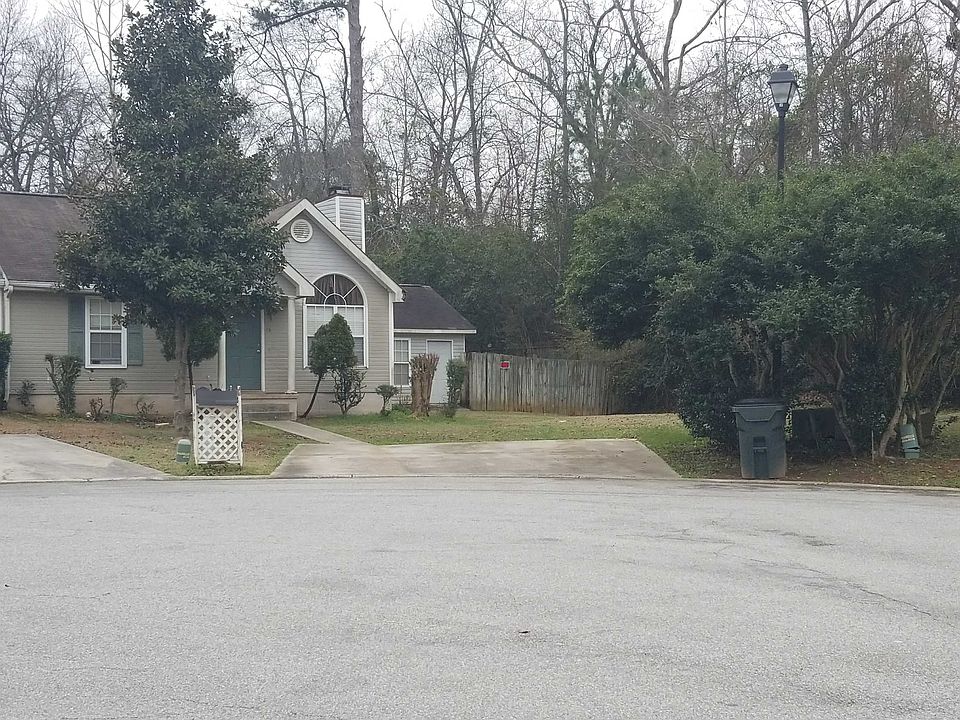 2nd image of 78 Hamilton Woods Dr