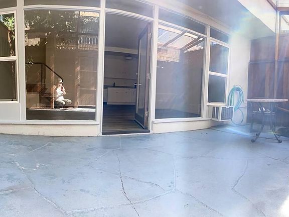 3rd image of 1621 N Martel Ave #1