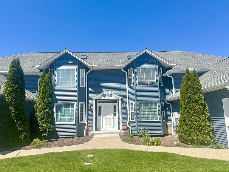 728 Tollis Pkwy #D — Photo 1