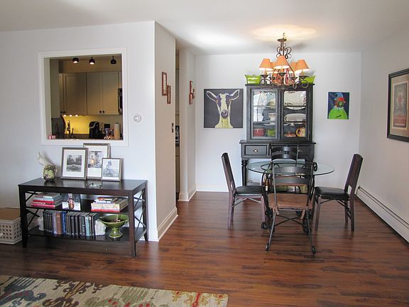 4th image of 1126 S New Wilke Rd #3-308