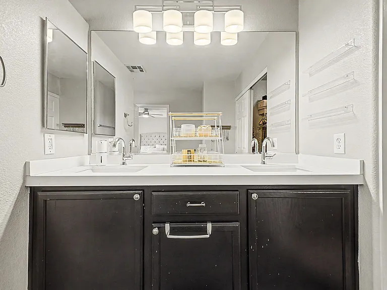 10540 Blanca Peak Ave — Photo 16