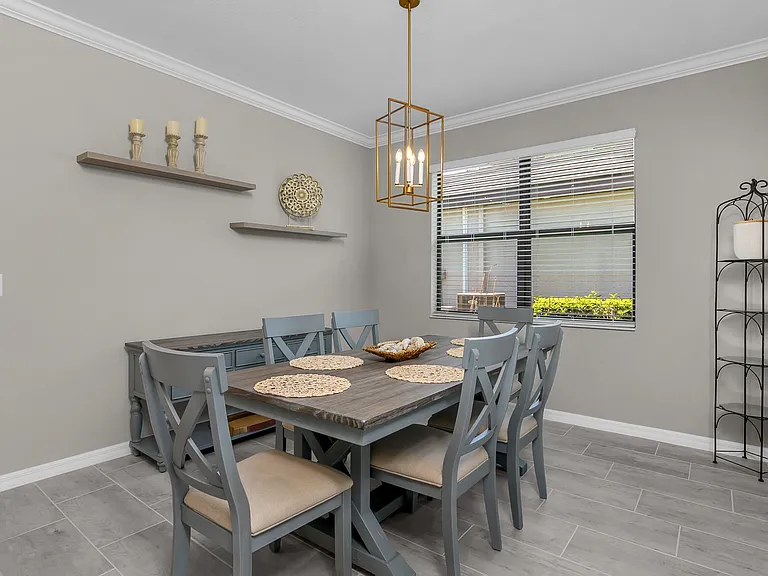 Ashcomb Way — Photo 9