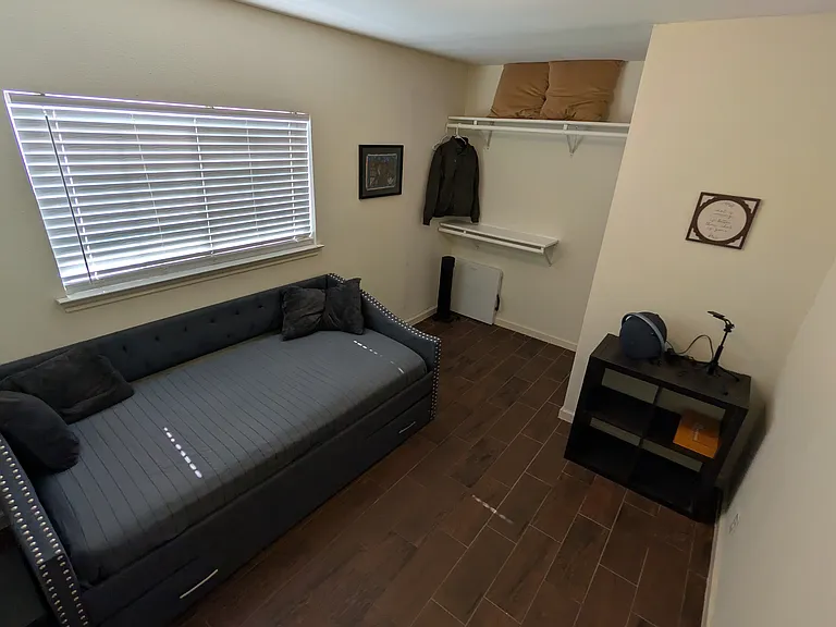 Cypressdale Dr — Photo 16