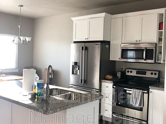 3rd image of 712 S 1840 W #3
