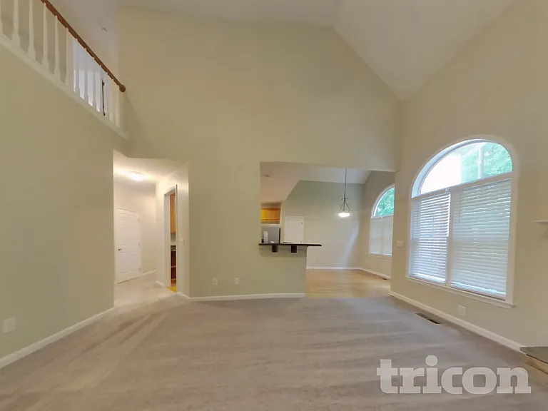 52 Paddington Pl — Photo 3
