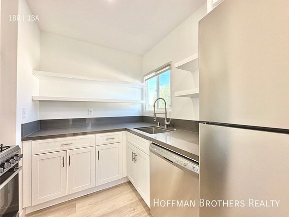 3rd image of 2433 W Avenue 33 #1/2