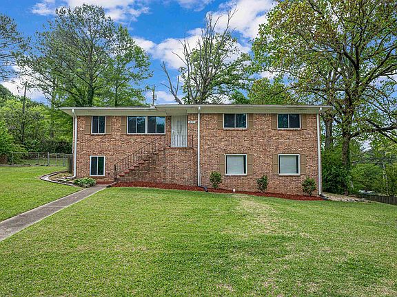 2nd image of 1133 Sherwood Forest Dr