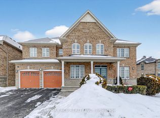 13 Gentry Way, Brampton, ON L6P3N6