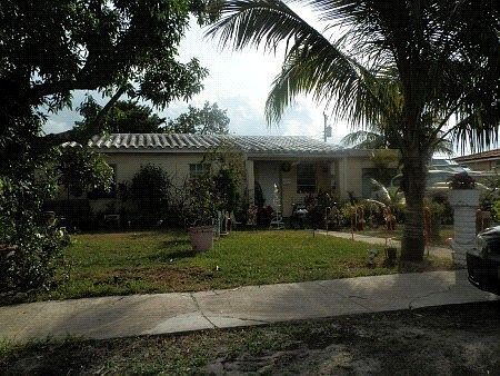 1st image of 330 NW 189th St