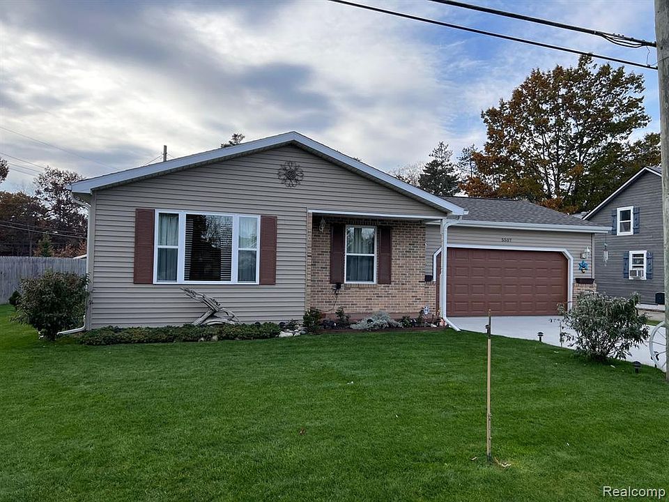 5507 Lakeshore Rd, Fort Gratiot, MI 48059 Zillow