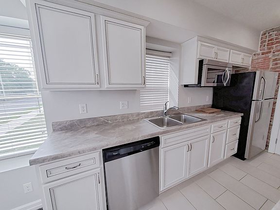 5th image of 528 S 29th St #302-A619