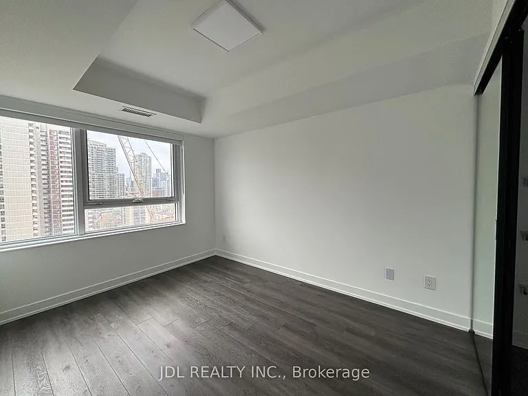 609 Sherbourne St #1611 — Photo 4