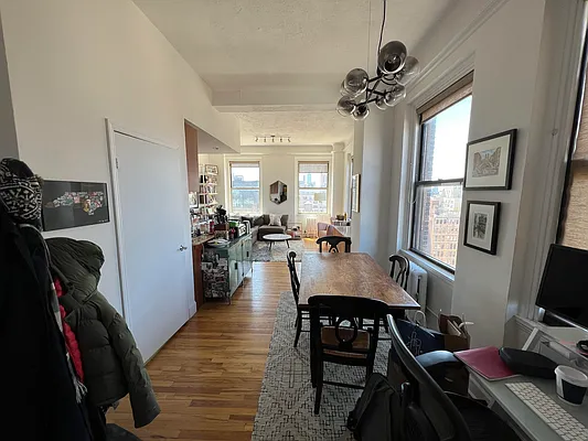 Rented by Triumph Property Group | media 11