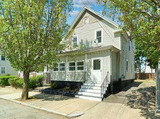 55 Lowell Ave, Providence, RI 02909