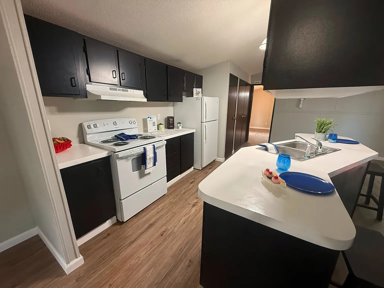 3 bed, 1216 sqft, $1,031 — Photo 2