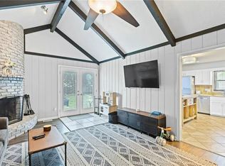 14206 S Locust St, Olathe, KS 66062