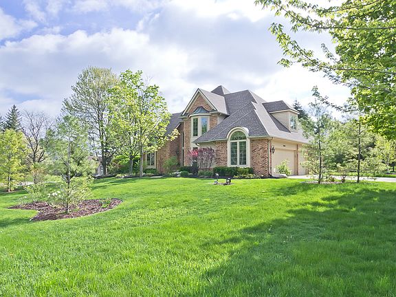 2nd image of 30137 White Hall Dr