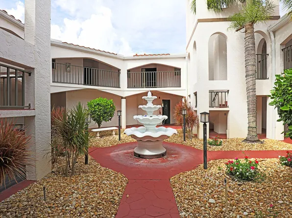 11921 Seabreeze Cove Ln, Fort Myers, FL 33908