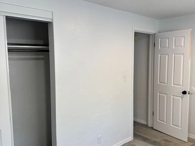 1116 Stevens St — Photo 8