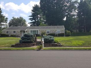 330 Keats Rd, Huntingdon Valley, PA 19006