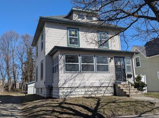 140 Stanley Ave, Jackson, MI 49203
