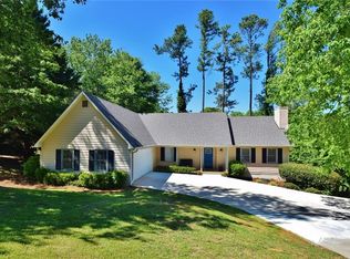 3631 Mitchell Lake Dr, Gainesville, GA 30506